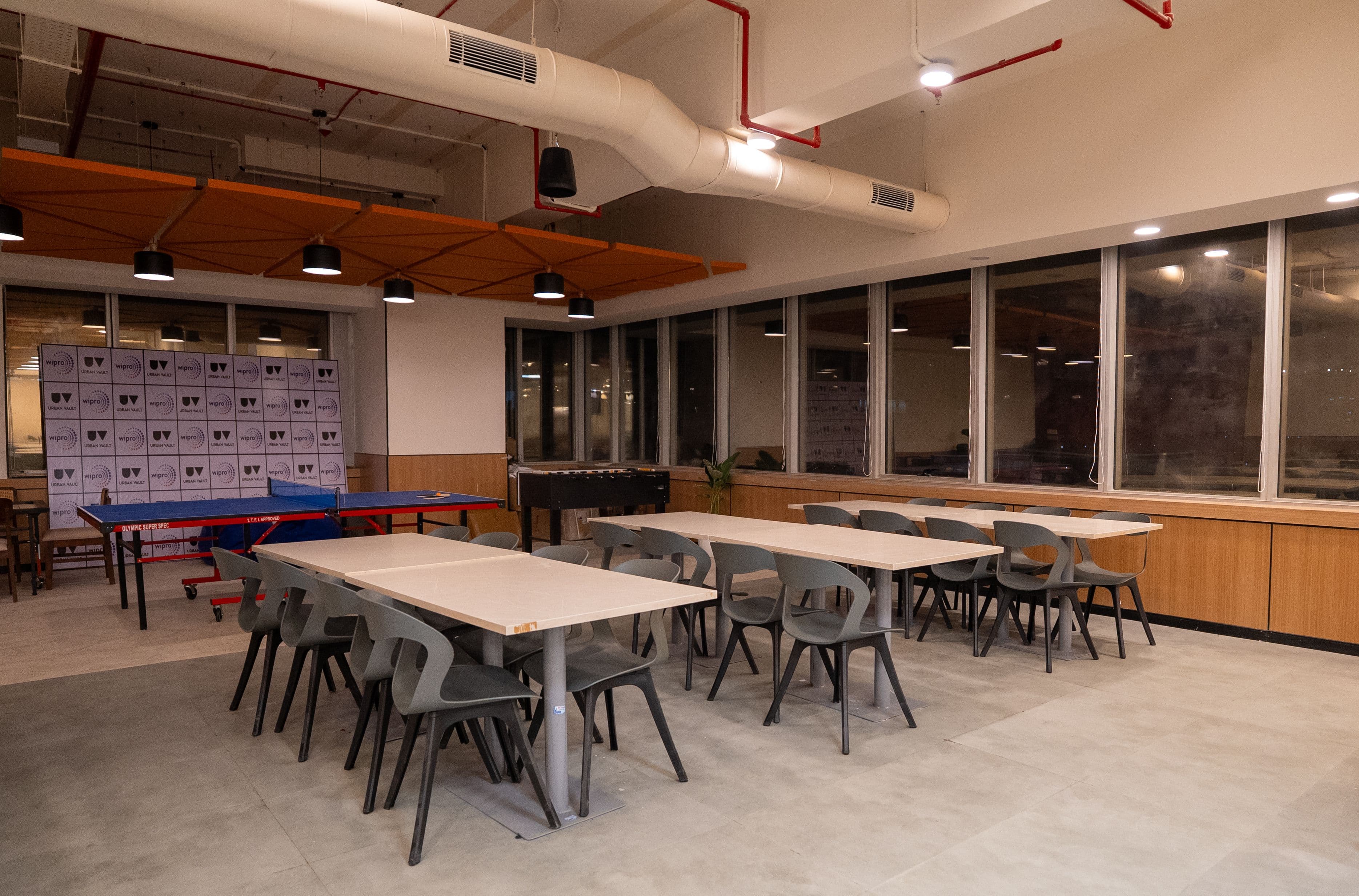 Enterprise workspace by Urban Vault